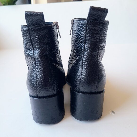 Everlane The Boss Matte Black Pebbled Leather Pointed Toe Ankle Booties Size 5.5 - Picture 12 of 16